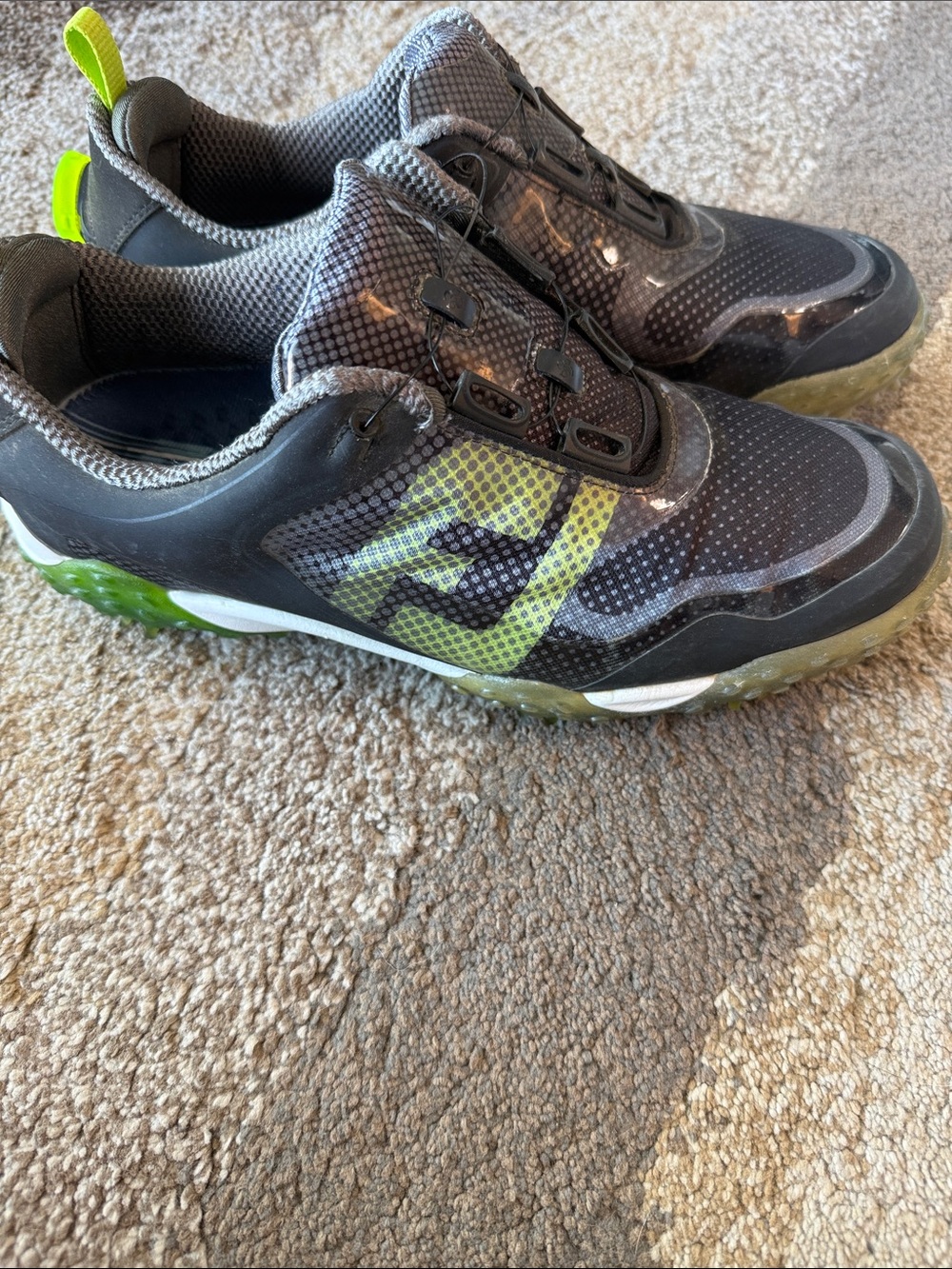 Mens Gray and Lime Golf Shoes - Lightweight Comfort